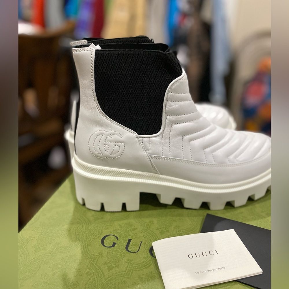 Gucci Frances Chelsea Boots Matelasse Chevron white Leather